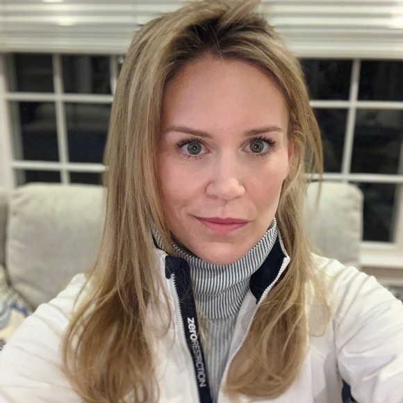 Meet your Posher, Christina - Picture 1 of 1